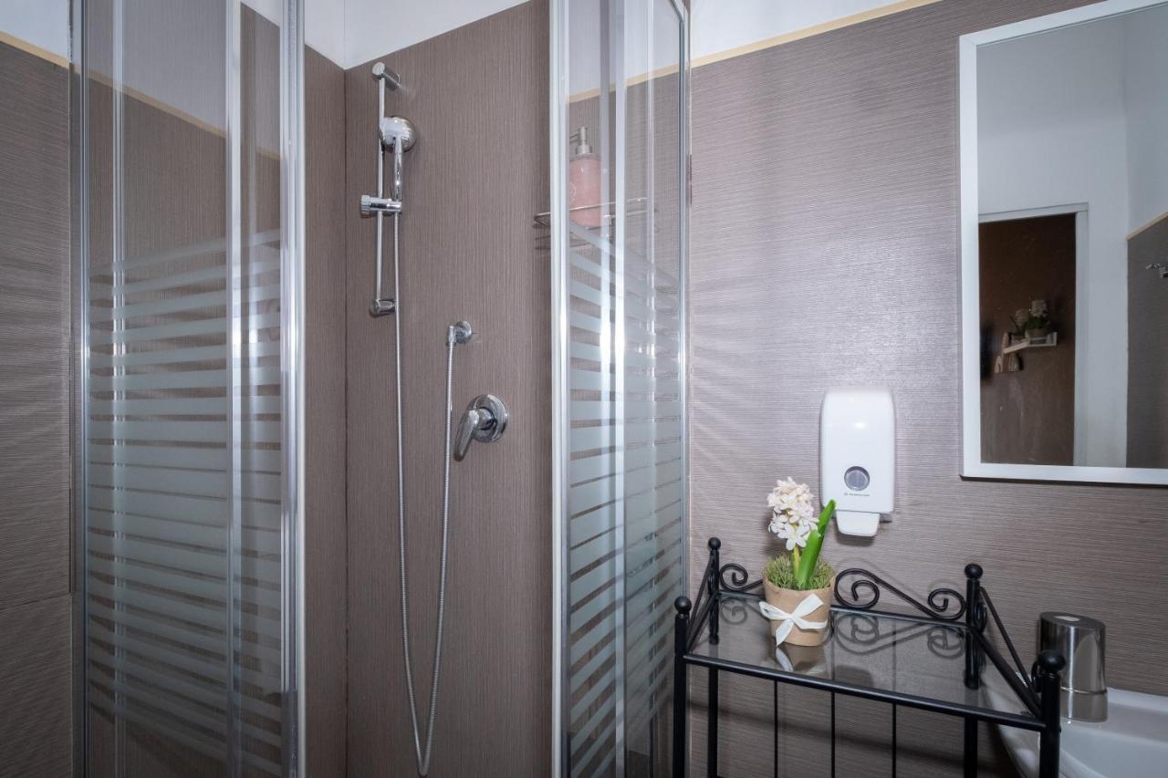 Cconforthotels R&B Semplici Emozioni Bari Kültér fotó